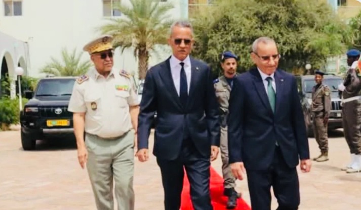 صوت الشعب الموريتاني/ الداخلية الموريتانية.. ولد بوسيف يتسلّم المشعل من ولد محمد الأمين في مرحلة تتطلب استمرارية الأداء وتجديد الفاعلية.
